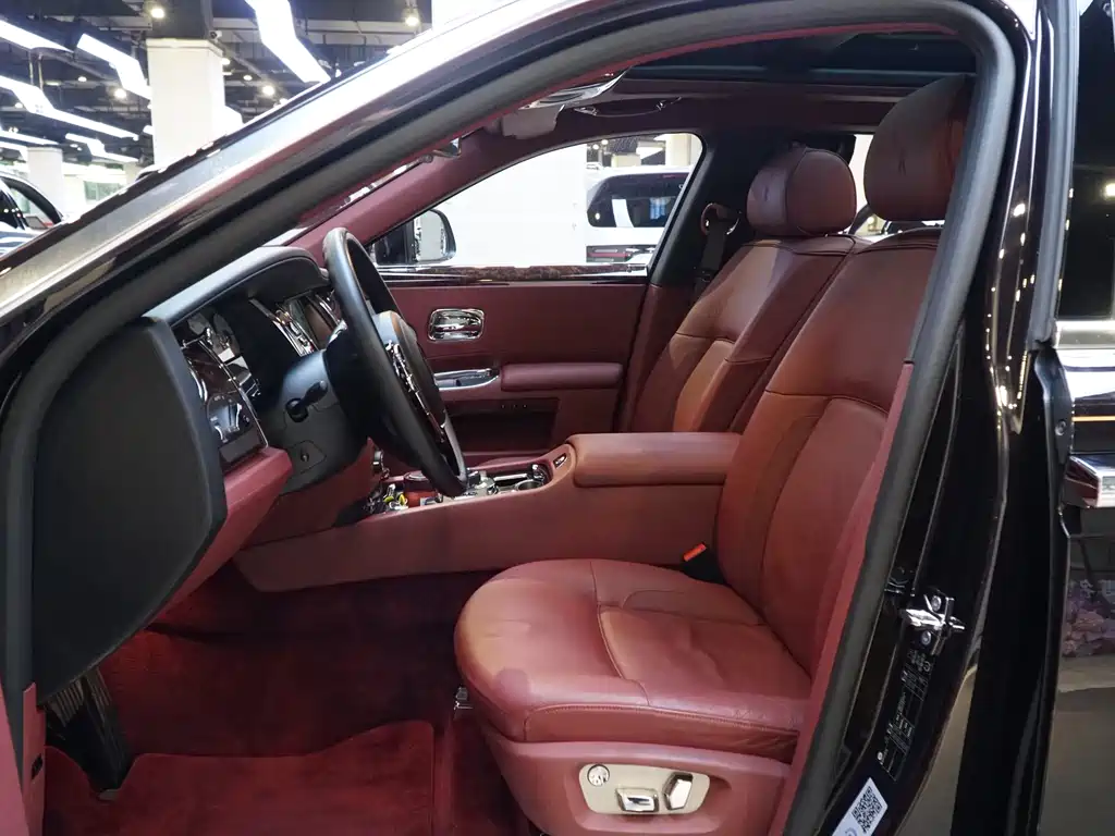 Ghost 2014 6.6T extended version купить на сайте DeffCars