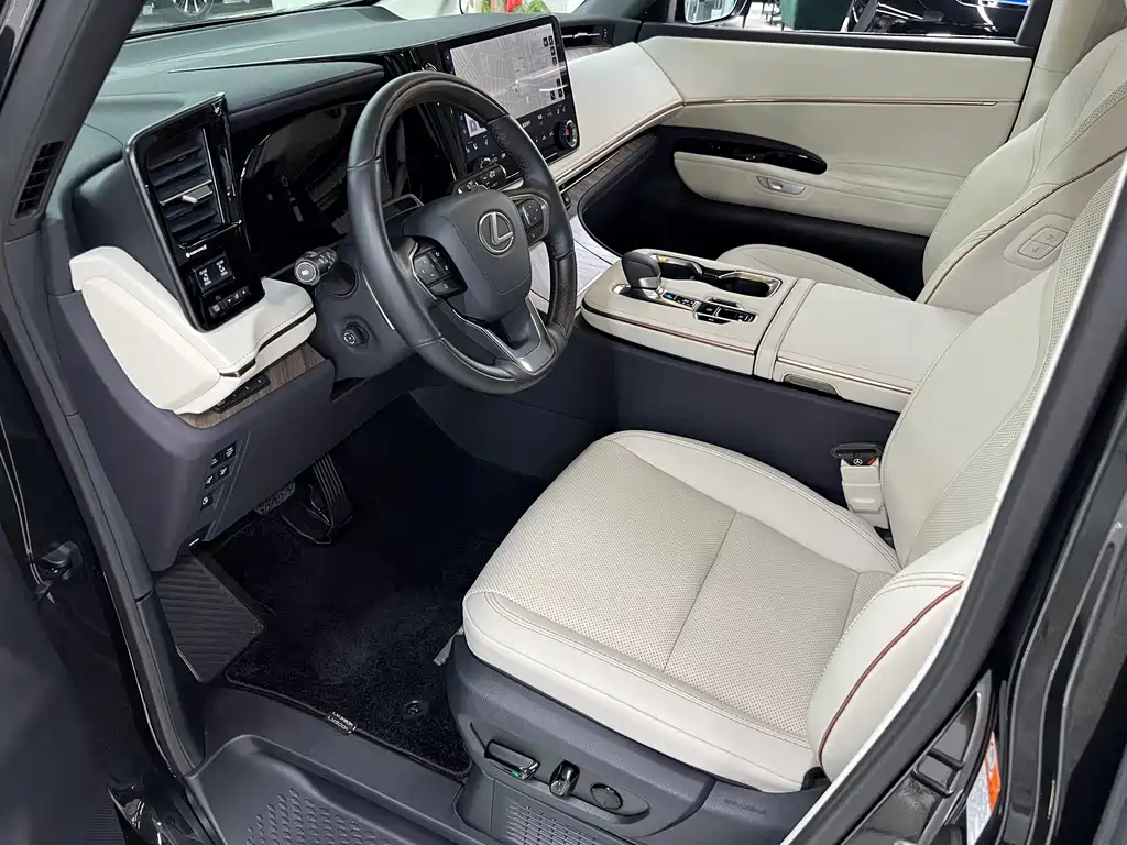 Lexus LM 2025 500h six-seater premium version купить на сайте DeffCars