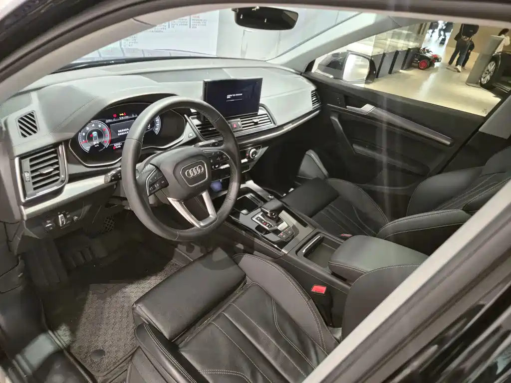 Audi Q5L 2022 40T luxury and dynamic model купить на сайте DeffCars