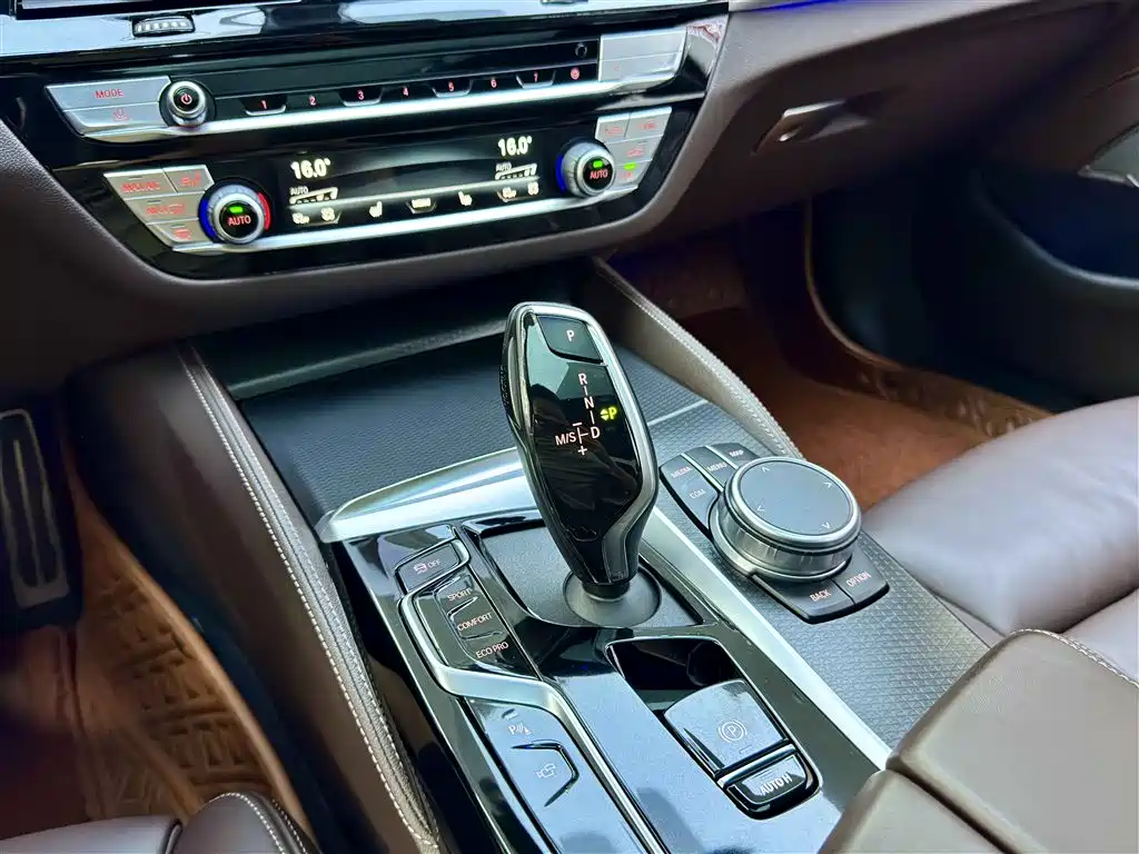 BMW 5 Series Imported 2022 540i Fashion Edition M Sports Package купить на сайте DeffCars