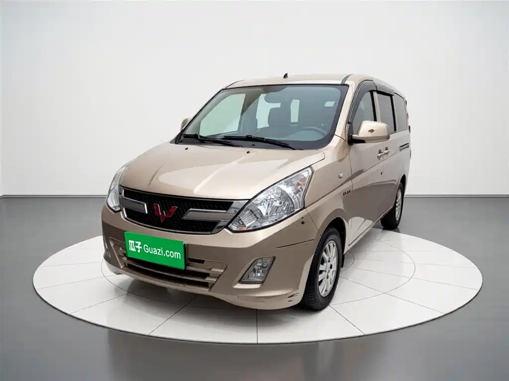 Wuling Rongguang V 2016 1.5L standard model купить на сайте DeffCars