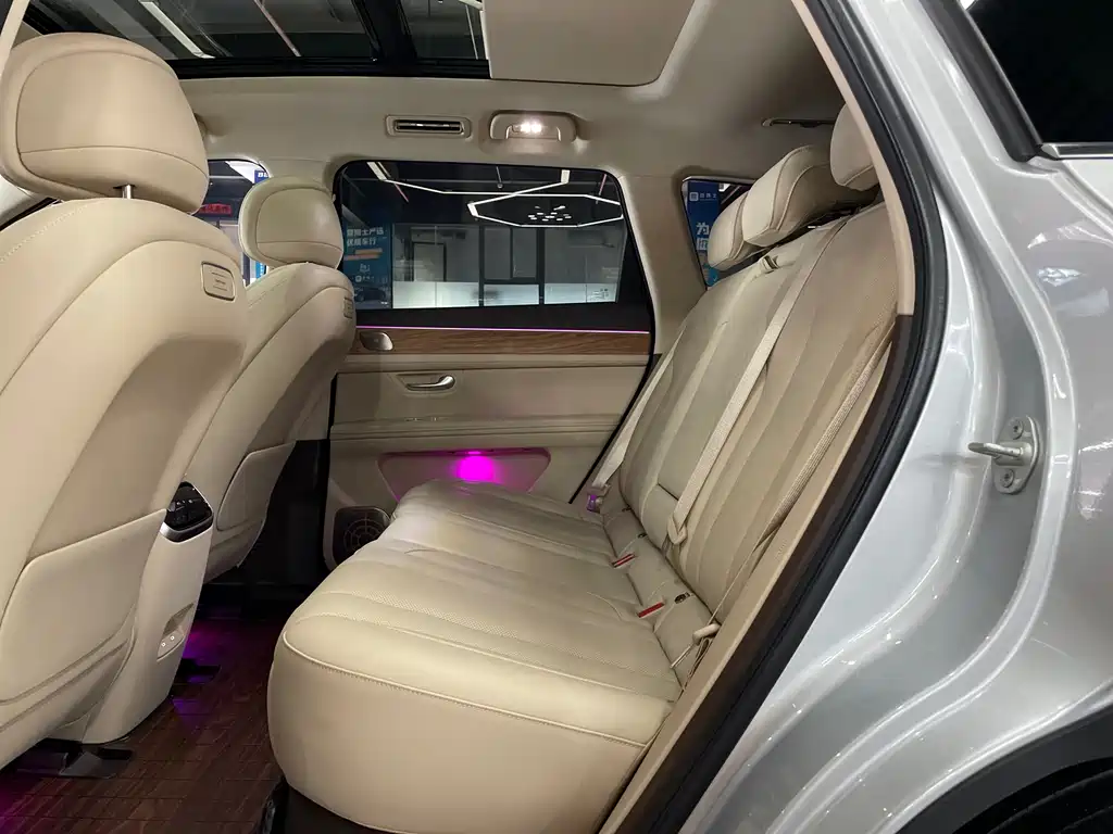 Wenjie M7 2024 1.5T Intelligent Driving Four-wheel Drive Max Version 5 Seats купить на сайте DeffCars