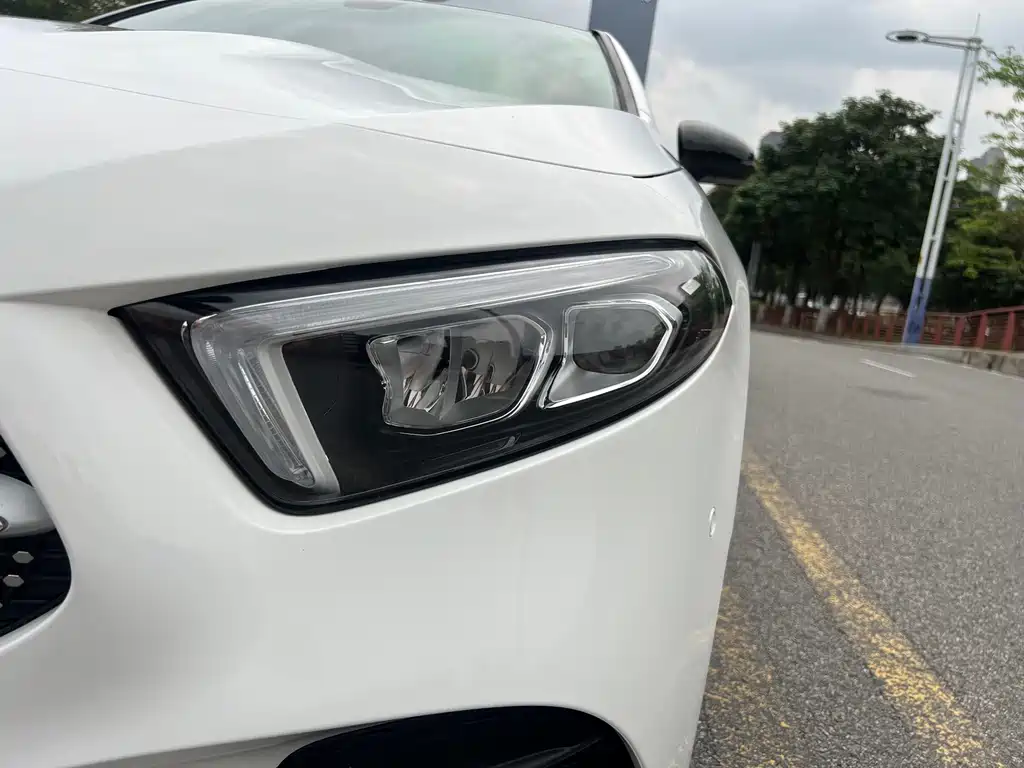Mercedes-Benz A-Class 2020 Facelift A 200 L Sports Sedan Fashionable купить на сайте DeffCars