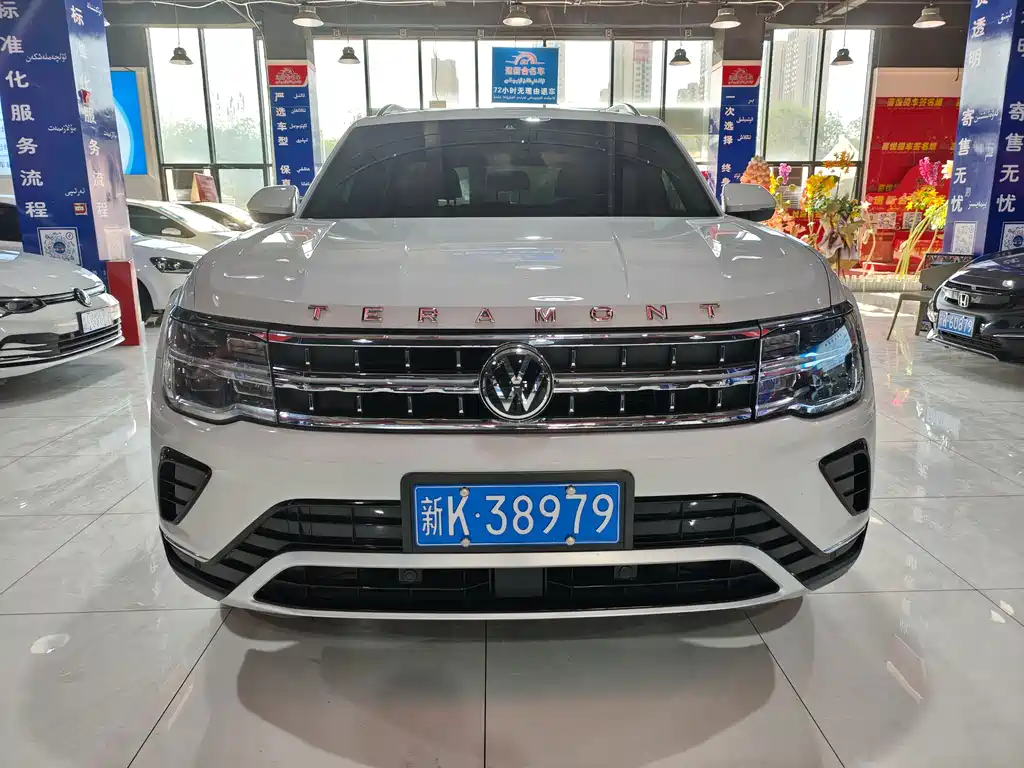 Touran 2022 380TSI four-wheel drive respect for luxury version купить на сайте DeffCars