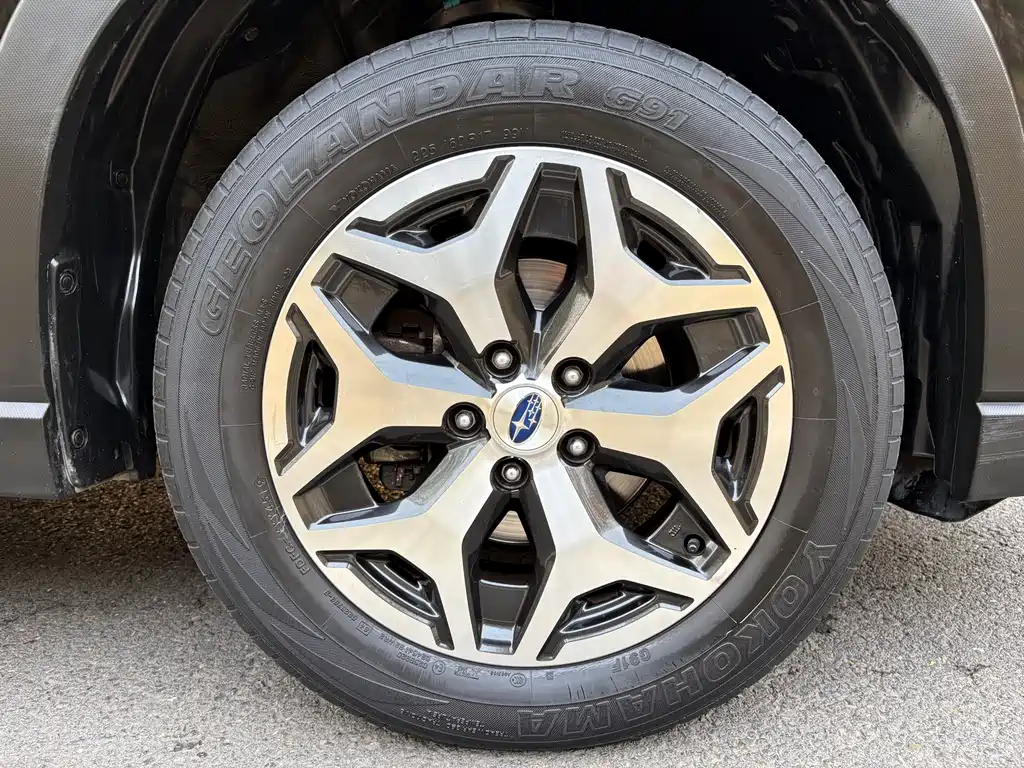 Forester 2020 2.0i Deluxe Edition купить на сайте DeffCars