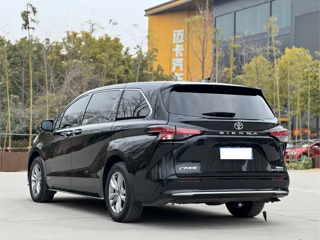 SIENNA 2024 2.5L hybrid four-wheel drive premium version купить на сайте DeffCars