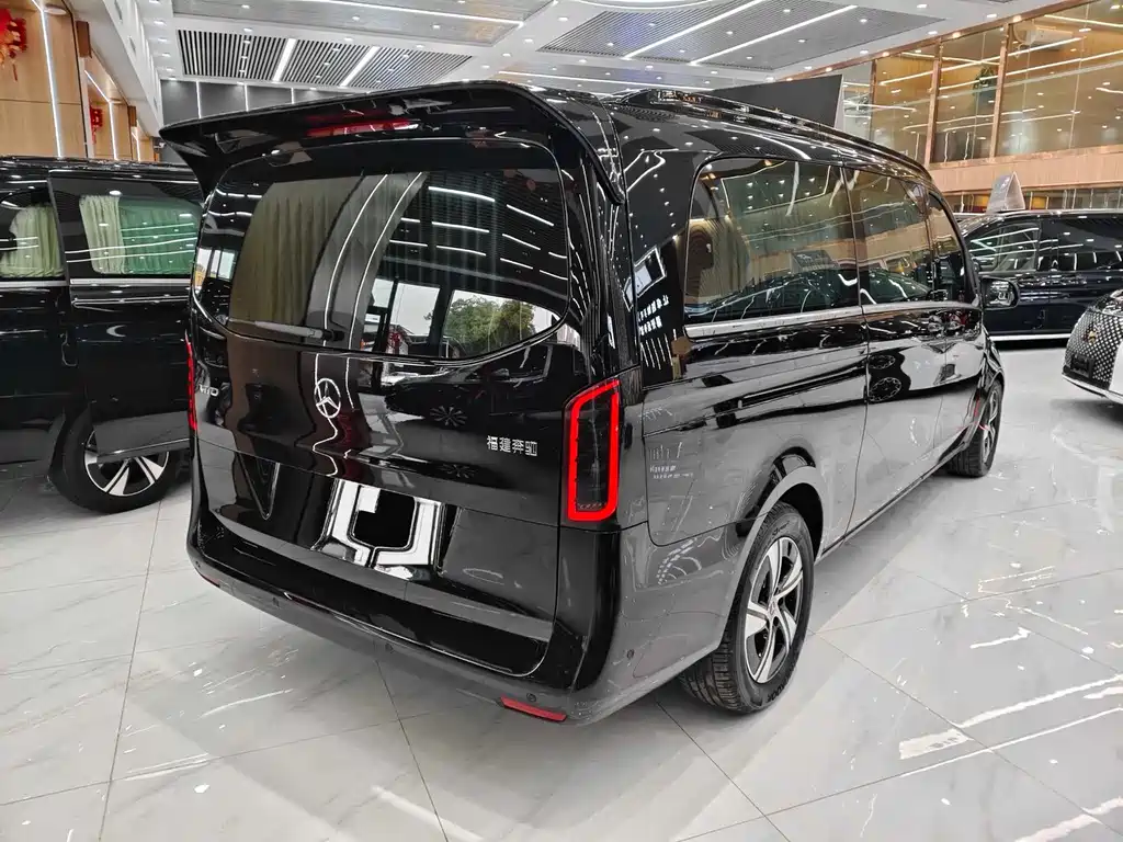 Vito 2024 2.0T Business Edition 7 seats купить на сайте DeffCars