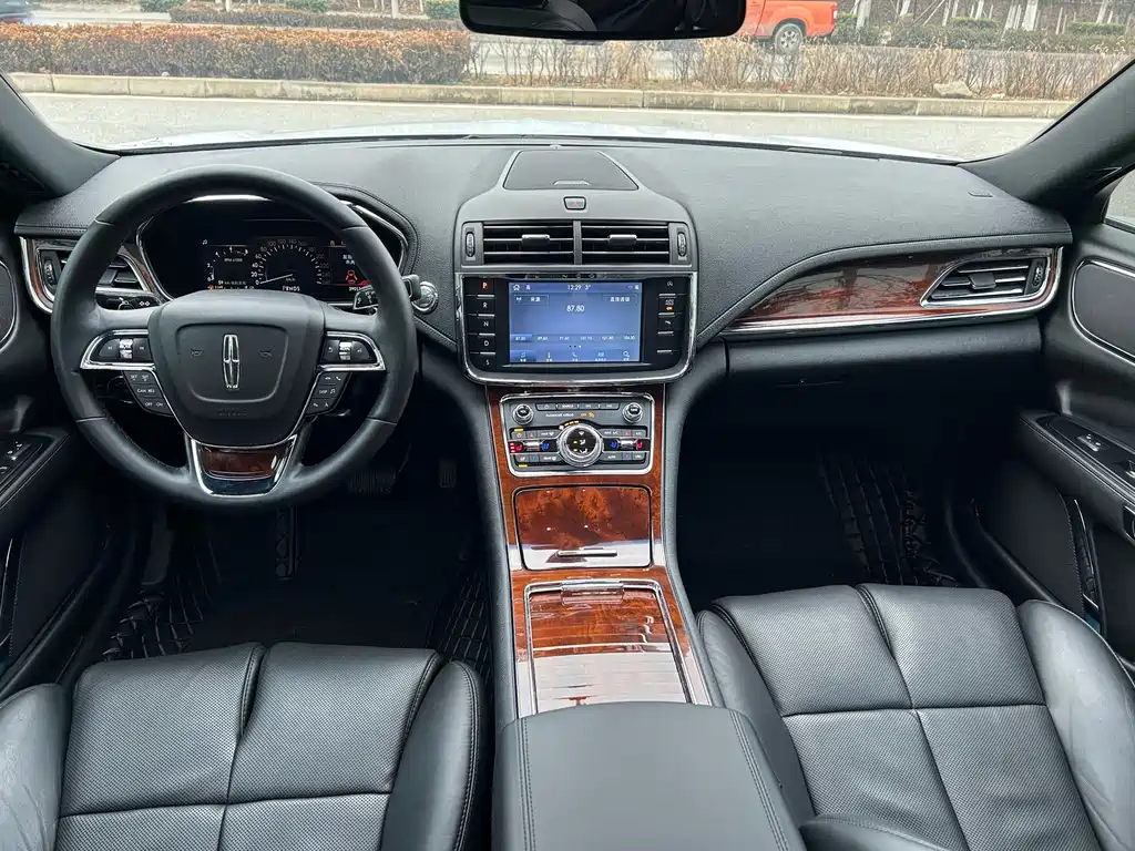 Lincoln Continental 2019 2.0T Two-wheel drive Premium Edition National VI купить на сайте DeffCars