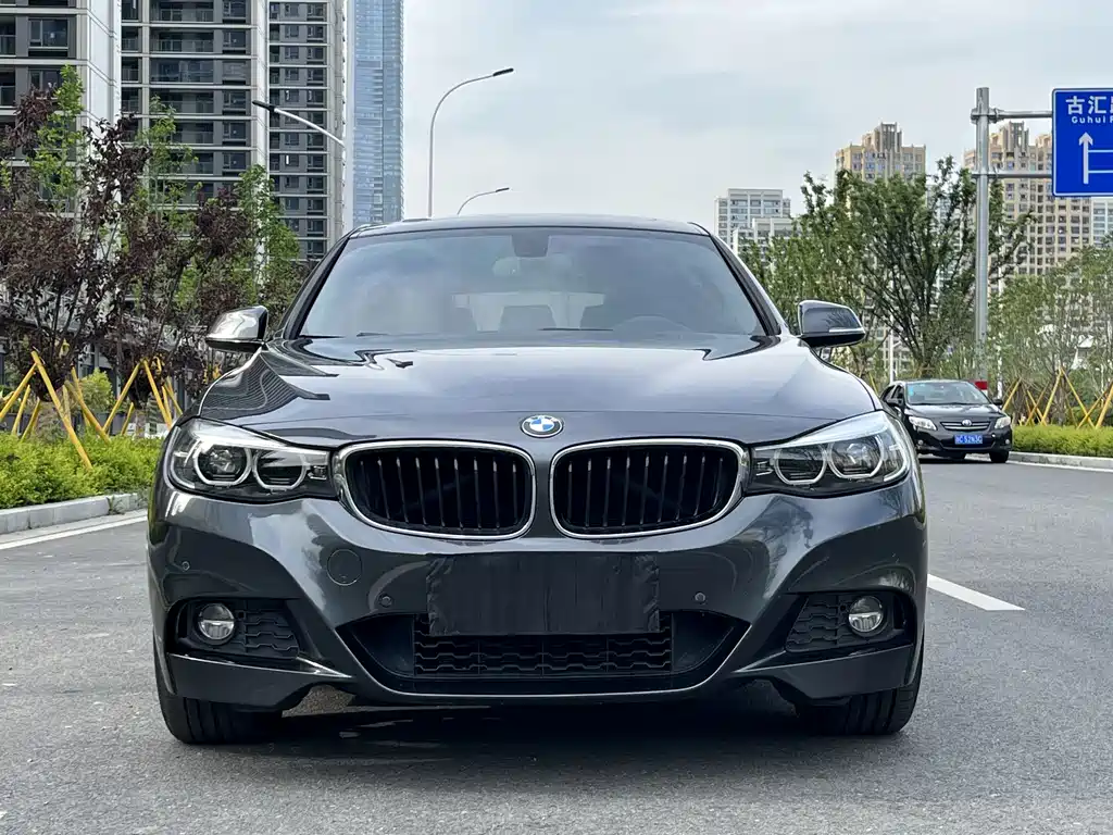 BMW 3 Series GT 2019 320i M Sports Night Edition купить на сайте DeffCars