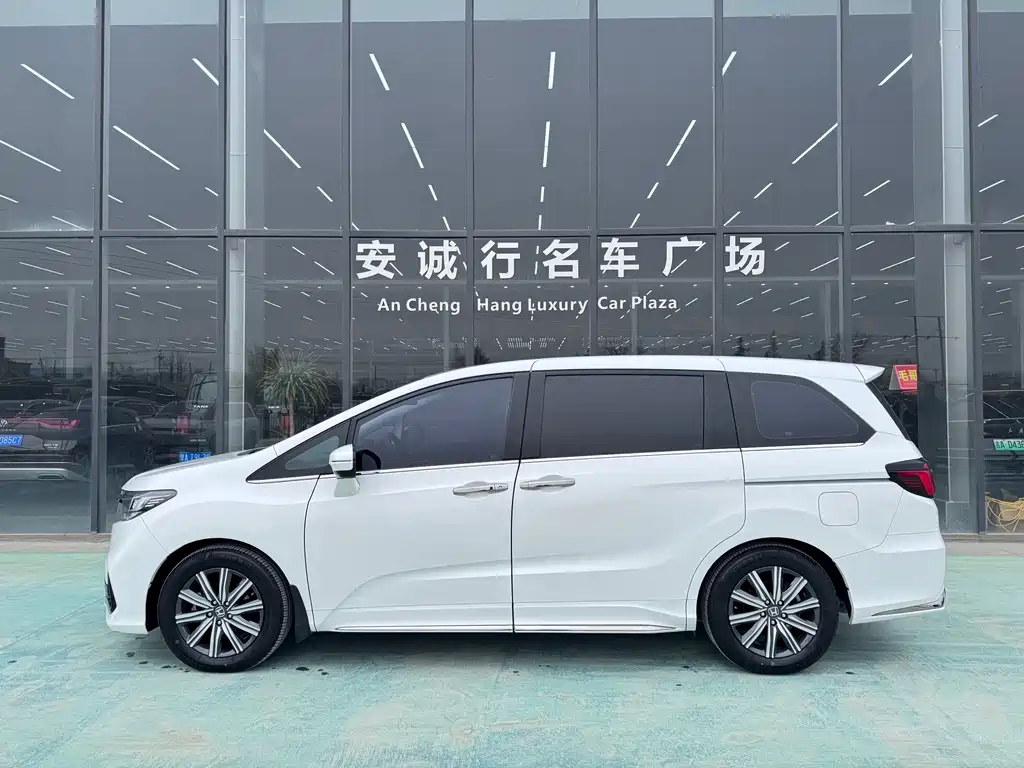 Odyssey 2022 2.0L e:HEV Rui·Enjoy Edition купить на сайте DeffCars