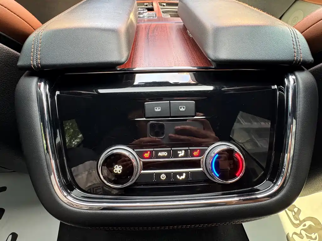 Navigator 2020 3.5T Honor Edition купить на сайте DeffCars
