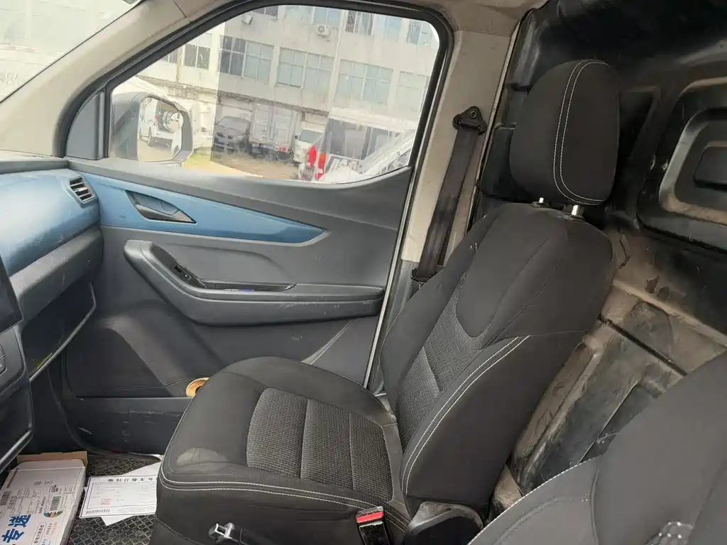 Maxus EV30 2019 Urban Logistics Vehicle Intelligent Edition Long Axis SAIC Era 52.5kWh купить на сайте DeffCars