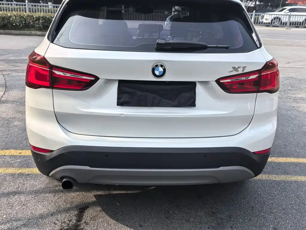 BMW X1 2018 sDrive18Li Fashion Model купить на сайте DeffCars