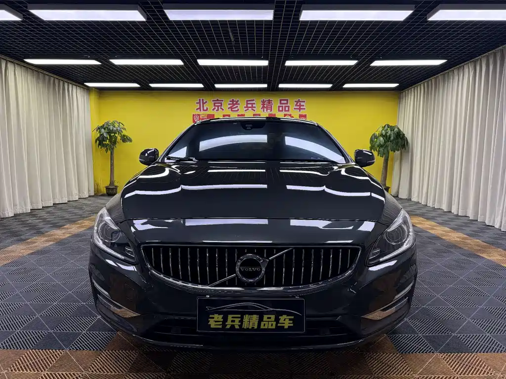 Volvo S60 2018 S60L T4 Zhiyuan Enterprising Edition купить на сайте DeffCars