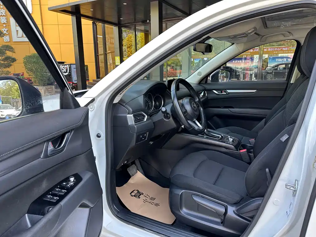 Mazda CX-5 2020 2.0L automatic two-wheel drive smart model купить на сайте DeffCars
