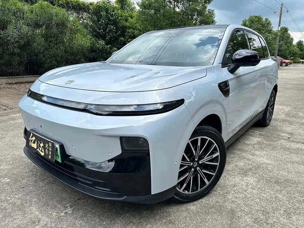 B10 2025 510 Delight Edition купить на сайте DeffCars