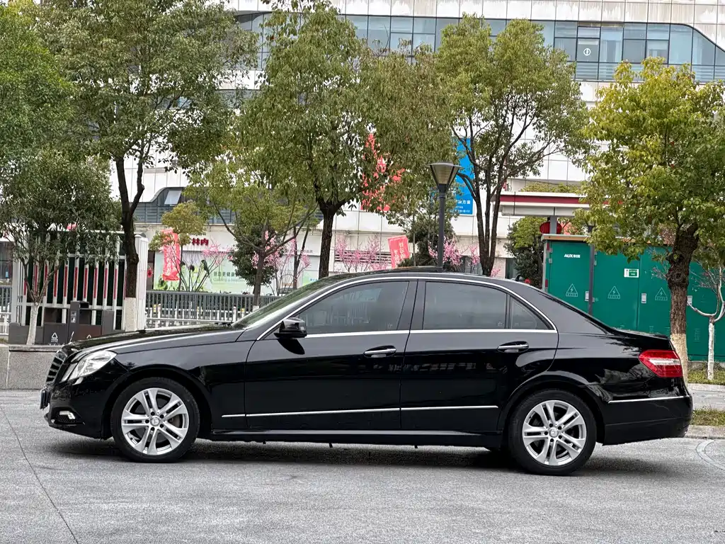 Mercedes-Benz E-Class (Imported) 2010 E 300 Elegant Luxury Edition купить на сайте DeffCars