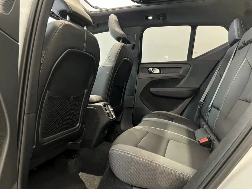 Volvo XC40 2023 B3 Zhixing Fashion Edition купить на сайте DeffCars