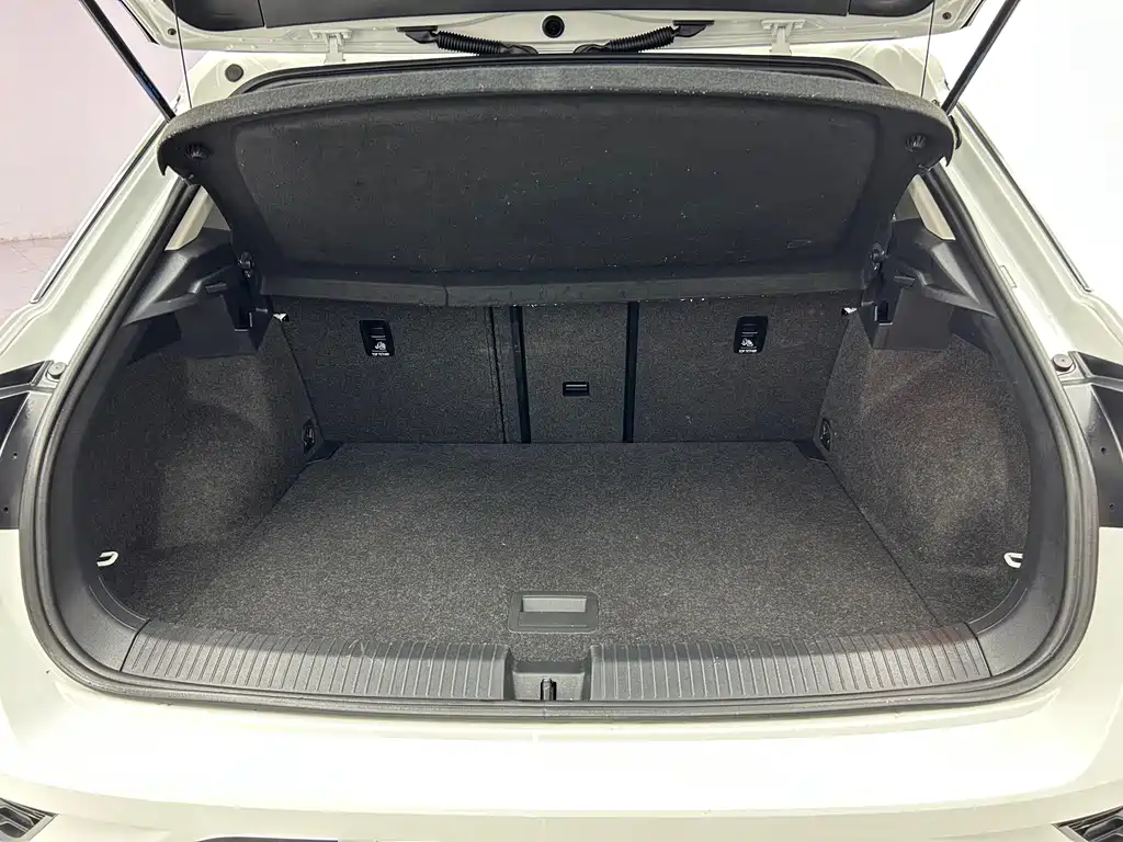 T-ROC 2022 model 280TSI DSG two-wheel drive elite PLUS купить на сайте DeffCars