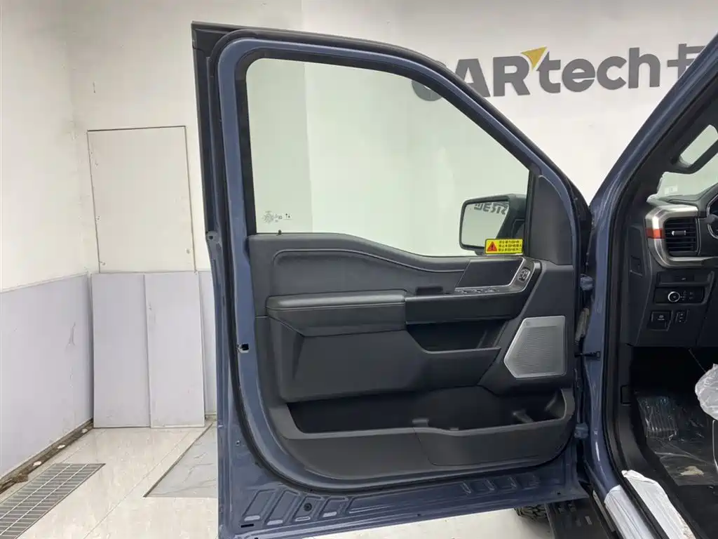 Ford F-150 Raptor 2023 3.5T Raptor купить на сайте DeffCars