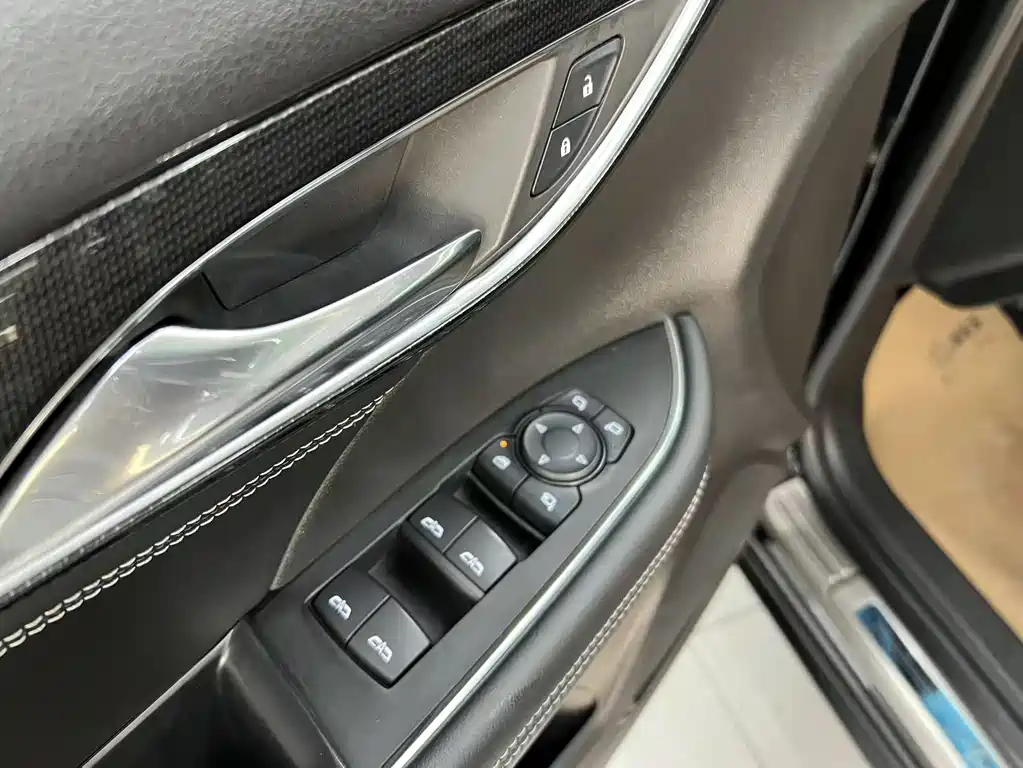 Envision S 2020 Envision S 652T two-wheel drive elite model купить на сайте DeffCars