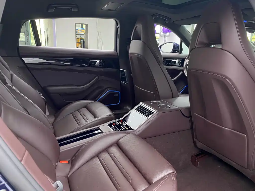 Panamera 2017 Panamera 4 Executive Extended Edition 3.0T купить на сайте DeffCars