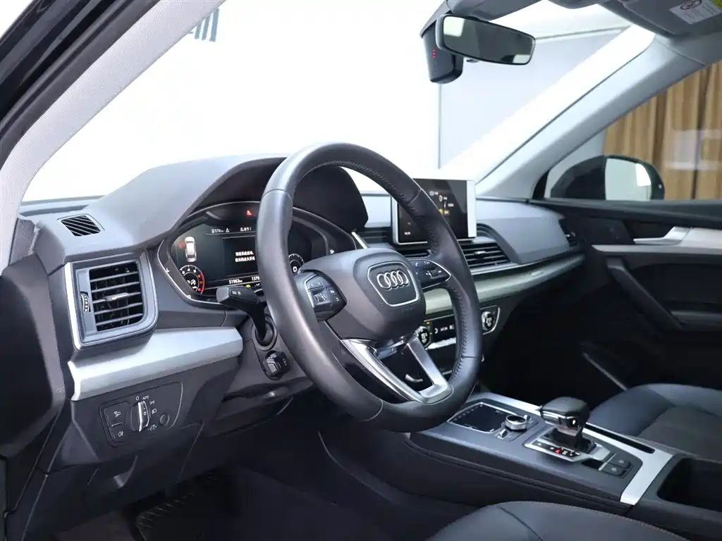 Audi Q5L 2018 40 TFSI enjoys fashionable style, National VI купить на сайте DeffCars