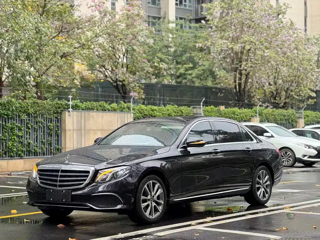 Mercedes-Benz E-Class 2020 E 260 L купить на сайте DeffCars