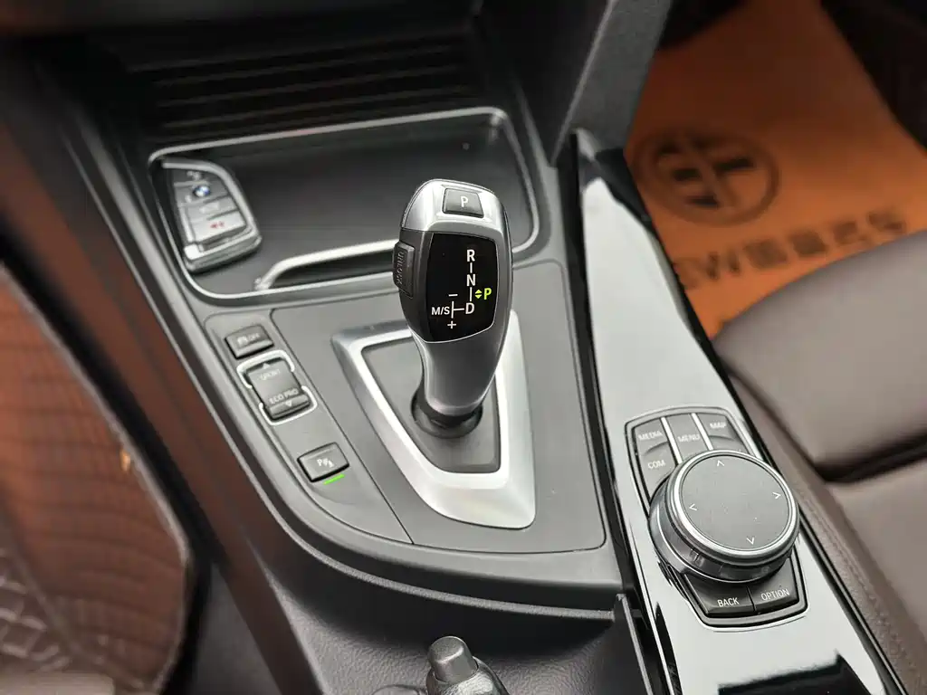 BMW 3 Series 2019 320Li Fashion Model купить на сайте DeffCars