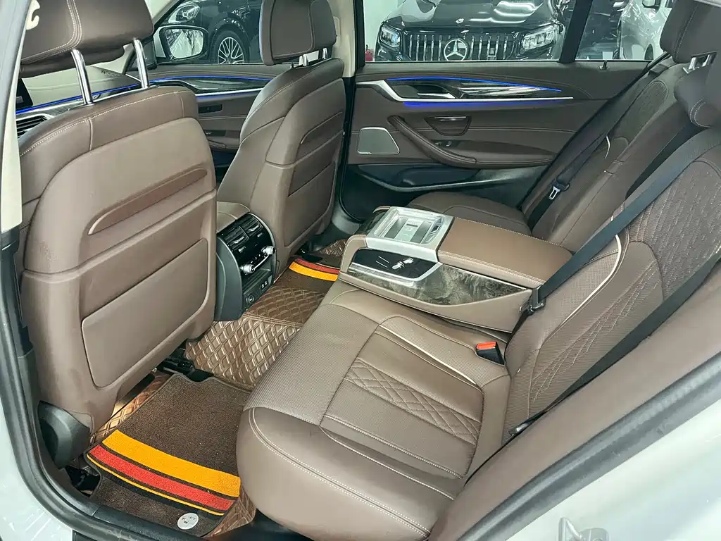 BMW 5 Series 2021 530Li Exclusive Luxury Package купить на сайте DeffCars