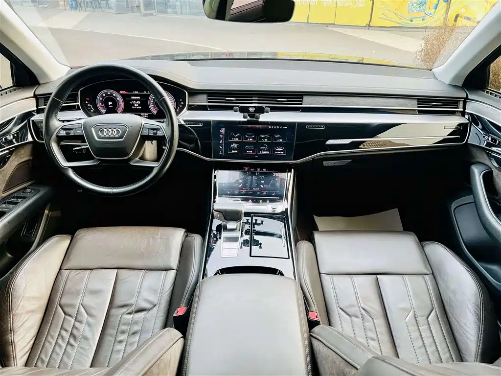 Audi A8 2019 A8L 50 TFSI quattro comfort type купить на сайте DeffCars