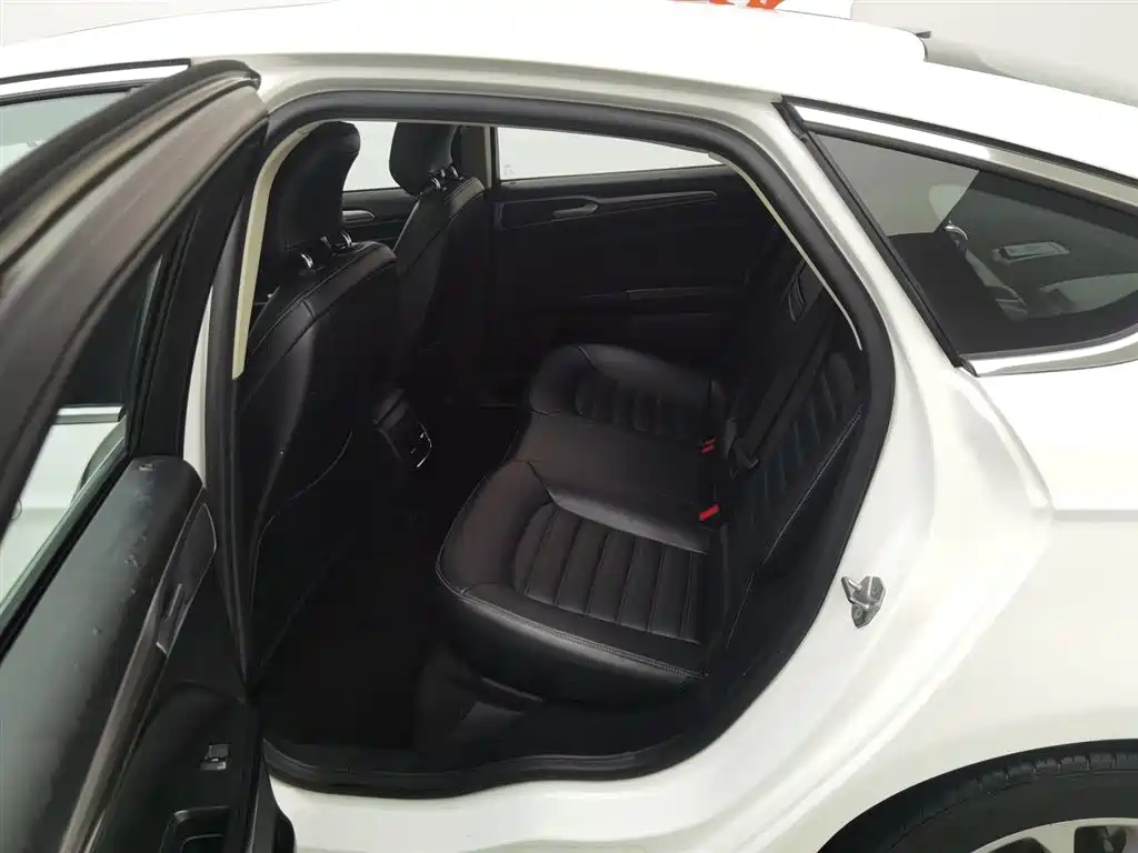 Mondeo 2020 EcoBoost 200 Fashion Model купить на сайте DeffCars