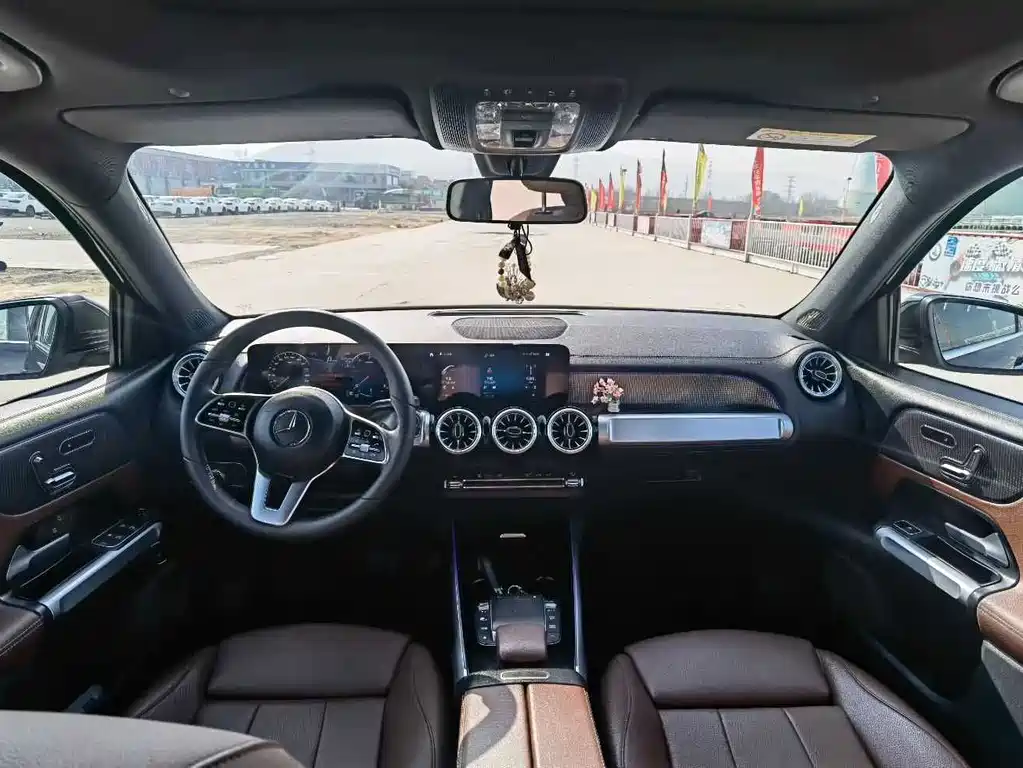 Mercedes-Benz GLB 2023 GLB 220 Fashion Model купить на сайте DeffCars