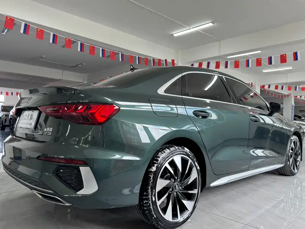 Audi A3 2023 Modified A3L Limousine 35 TFSI Fashion Sporty купить на сайте DeffCars