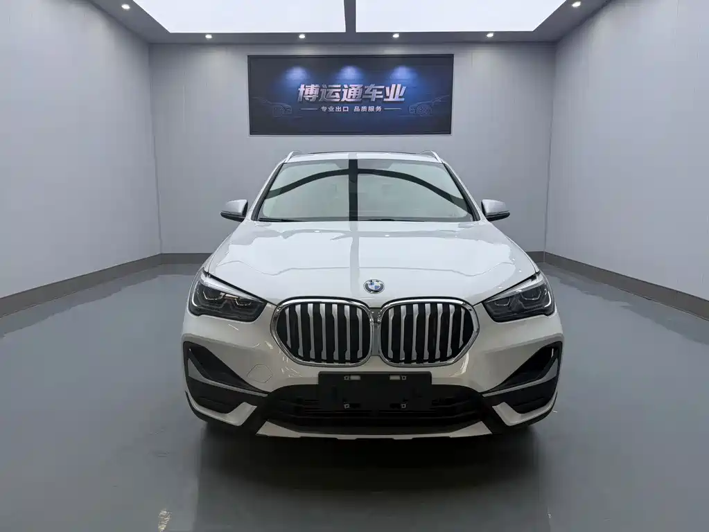 BMW X1 2022 sDrive20Li Fashion Model купить на сайте DeffCars