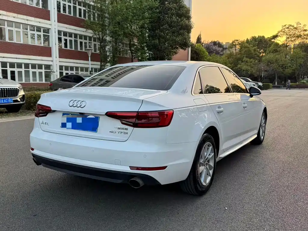 Audi A4L 2017 Plus 40 TFSI Enterprising купить на сайте DeffCars