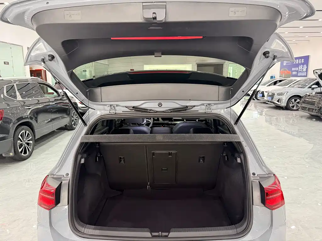 Golf 2021 280TSI DSG R-Line купить на сайте DeffCars