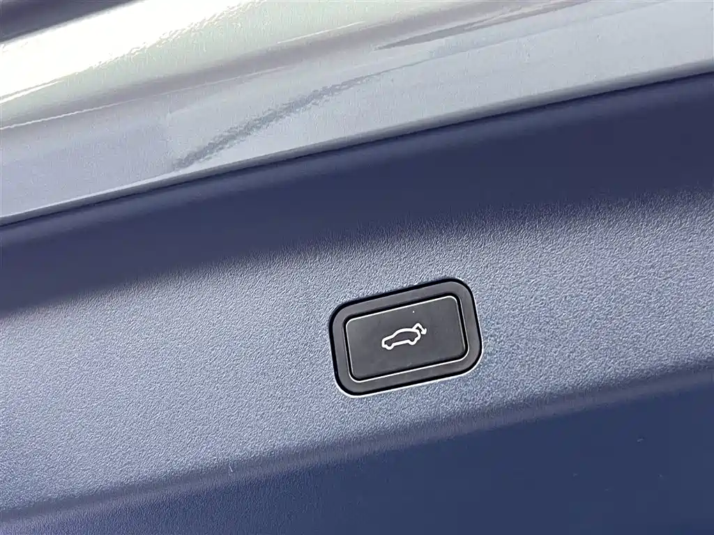 Jikrypton 009 2024 six-seat executive version four-wheel drive 108kWh купить на сайте DeffCars