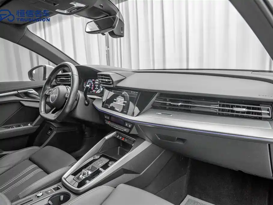 Audi A3 2024 Sportback 35 TFSI stylish and sporty купить на сайте DeffCars