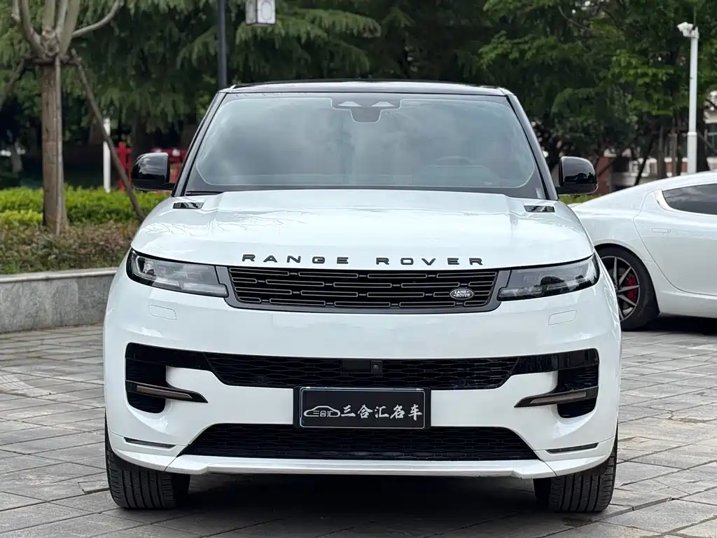 Range Rover Sport 2024 400PS Dynamic SE купить на сайте DeffCars
