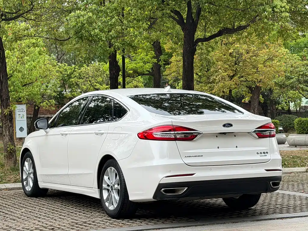 Mondeo 2020 EcoBoost 180 Luxury купить на сайте DeffCars