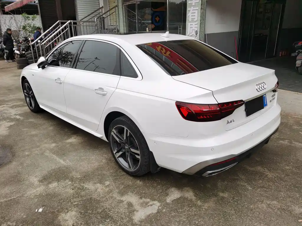 Audi A4L 2020 40 TFSI Fashionable and Dynamic купить на сайте DeffCars