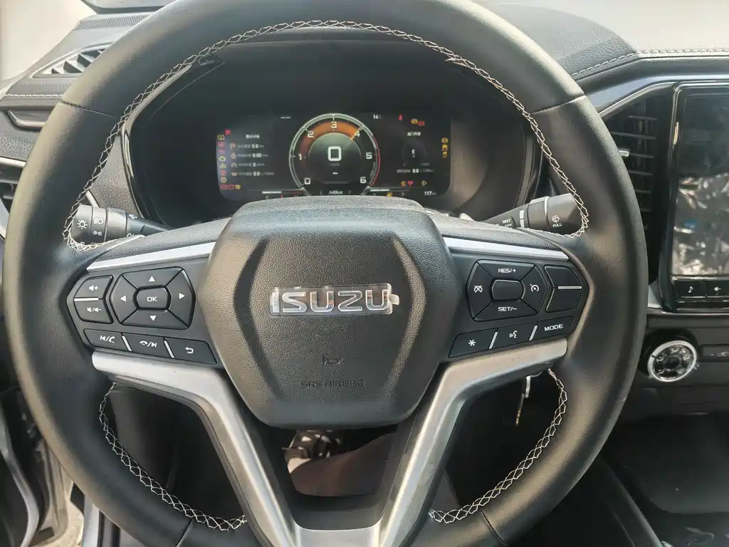 Lingtuo 2023 2.5T automatic two-wheel drive diesel pilot version long axis купить на сайте DeffCars