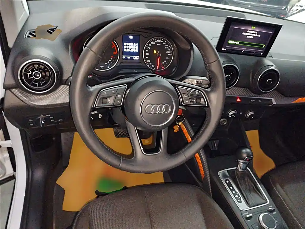 Audi Q2L 2018 35 TFSI launches exclusive version, National V купить на сайте DeffCars