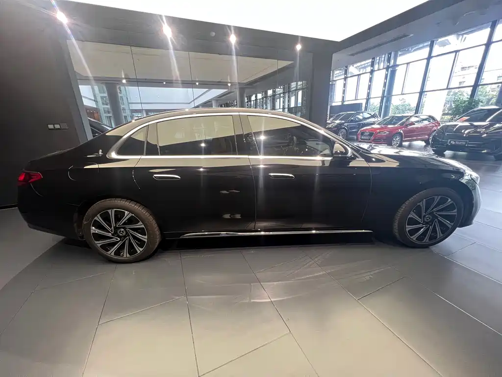 Mercedes-Benz E-Class 2025 E 300 L Luxury Model купить на сайте DeffCars
