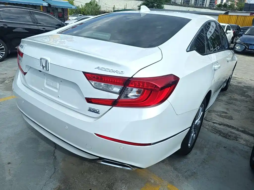 Accord 2018 260TURBO Elite Edition National VI купить на сайте DeffCars