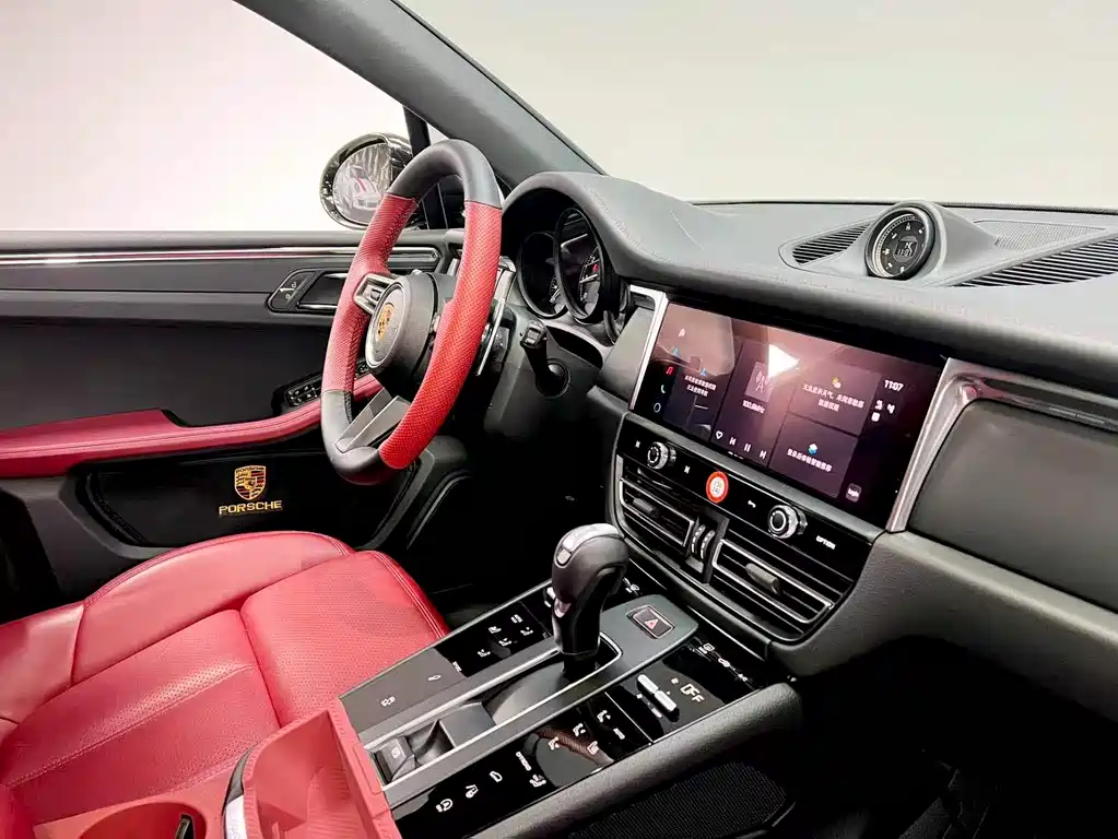 Macan 2025 Macan 2.0T Dream Edition купить на сайте DeffCars