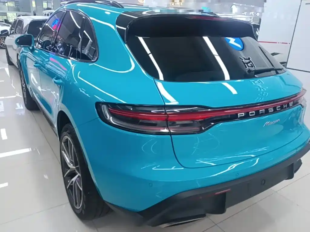Macan 2023 Macan T 2.0T купить на сайте DeffCars