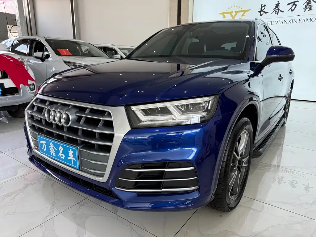Audi Q5L 2018 40 TFSI enjoys fashionable style, National VI купить на сайте DeffCars