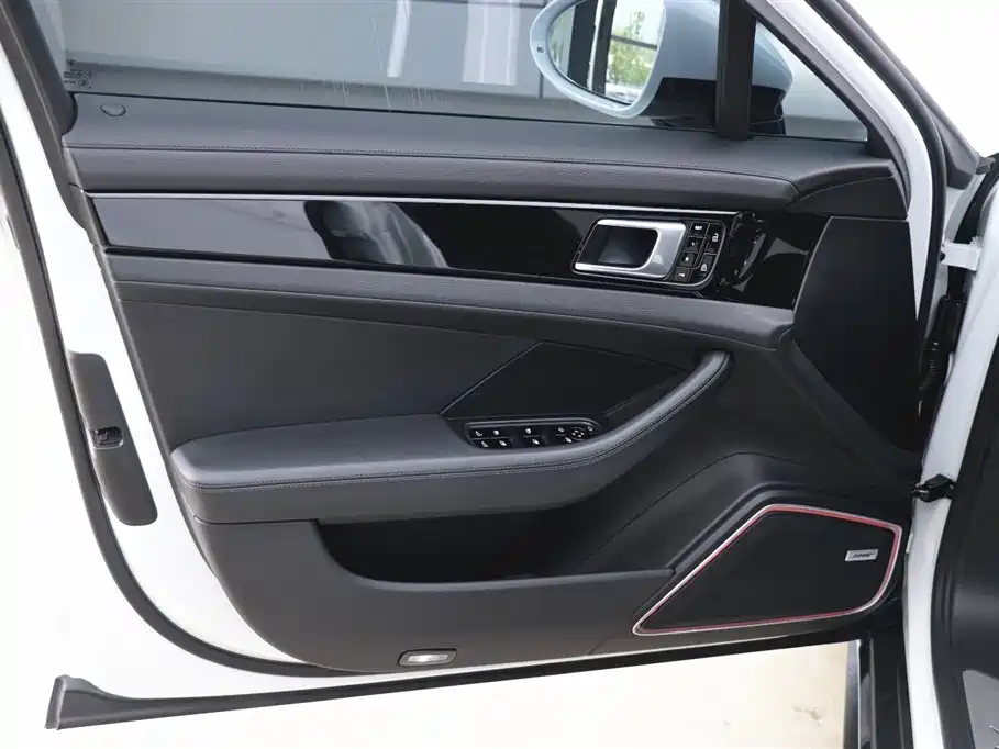 Panamera 2019 Panamera Executive Extended Edition 2.9T купить на сайте DeffCars
